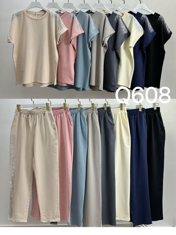 Костюм жіночий №608