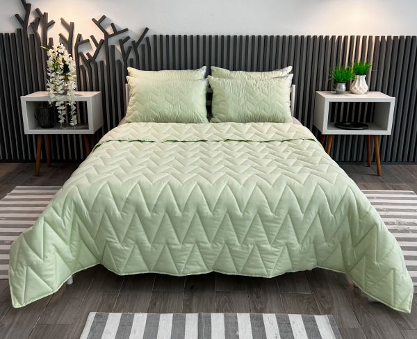 Ковдра 200х220 см демісезонна Green Bamboo